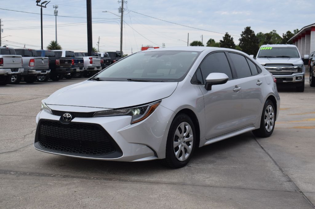 2020 Toyota Corolla LE's photo