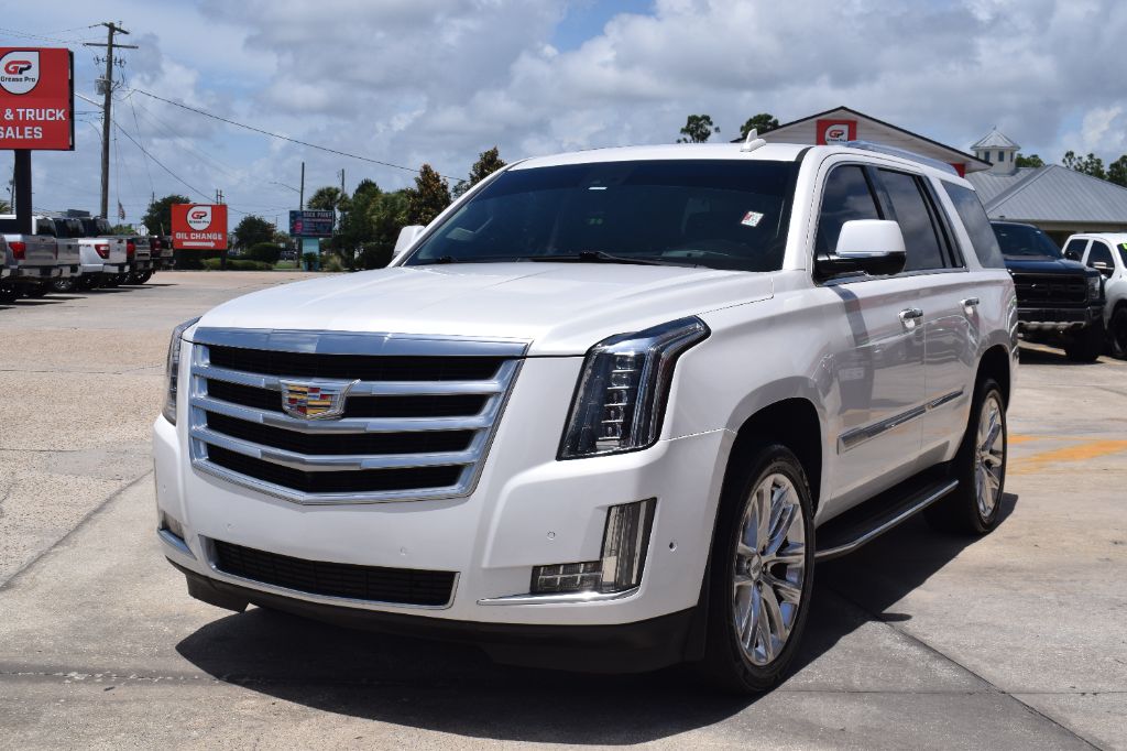 2019 Cadillac Escalade 2WD Luxury's photo