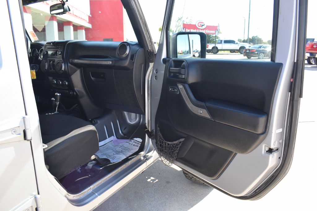 2016 Jeep Wrangler Unlimited Sport S - Photo 17