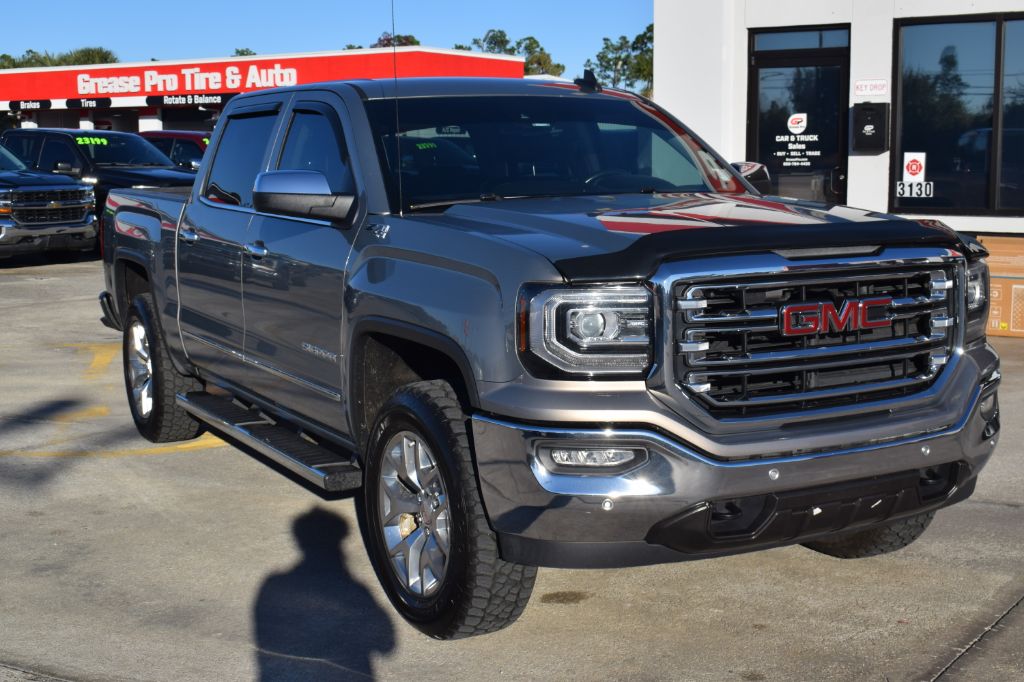 2017 GMC Sierra 1500 SLT's photo