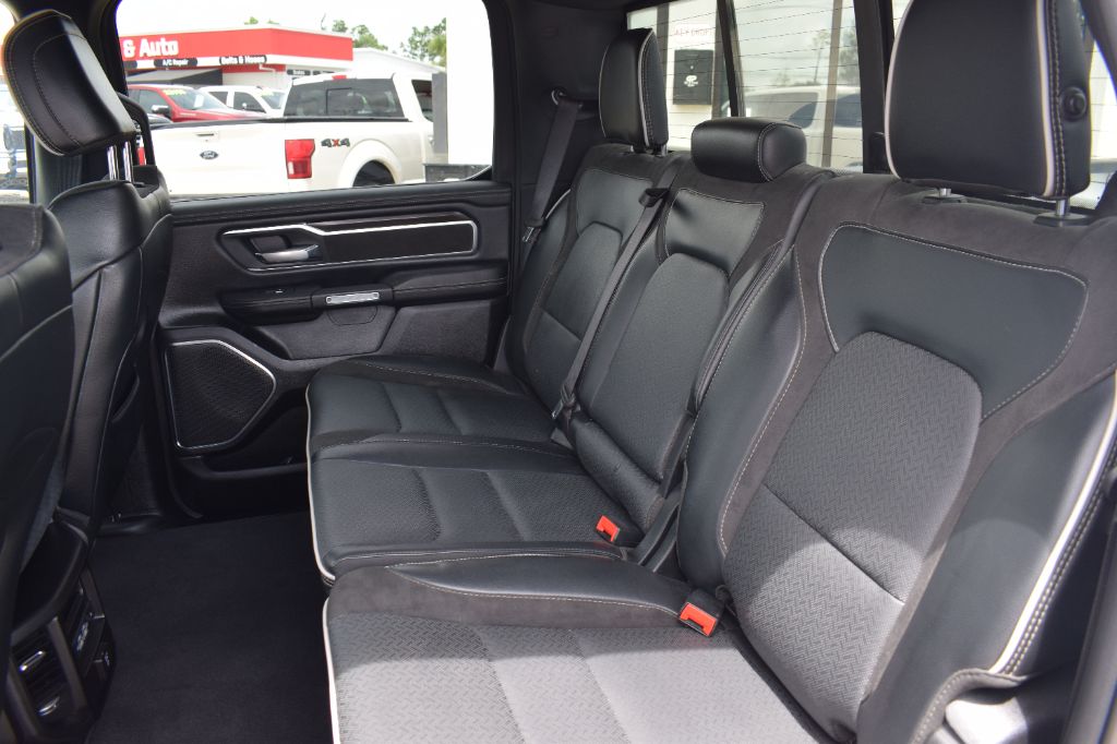 2025 RAM Ram 1500 Pickup Laramie - Photo 10