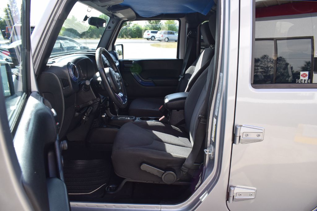 2015 Jeep Wrangler Unlimited Sport - Photo 7