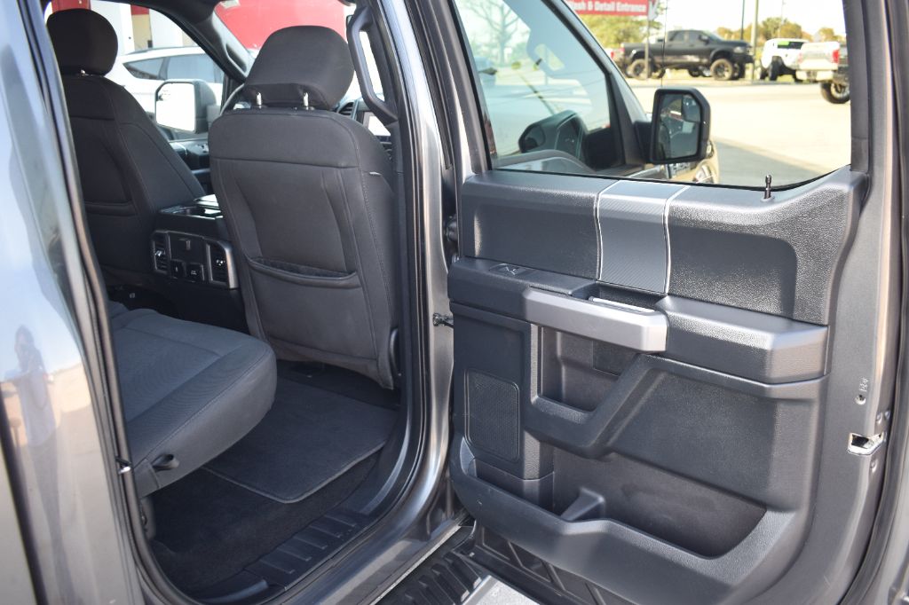 2020 Ford F-150 XLT - Photo 12
