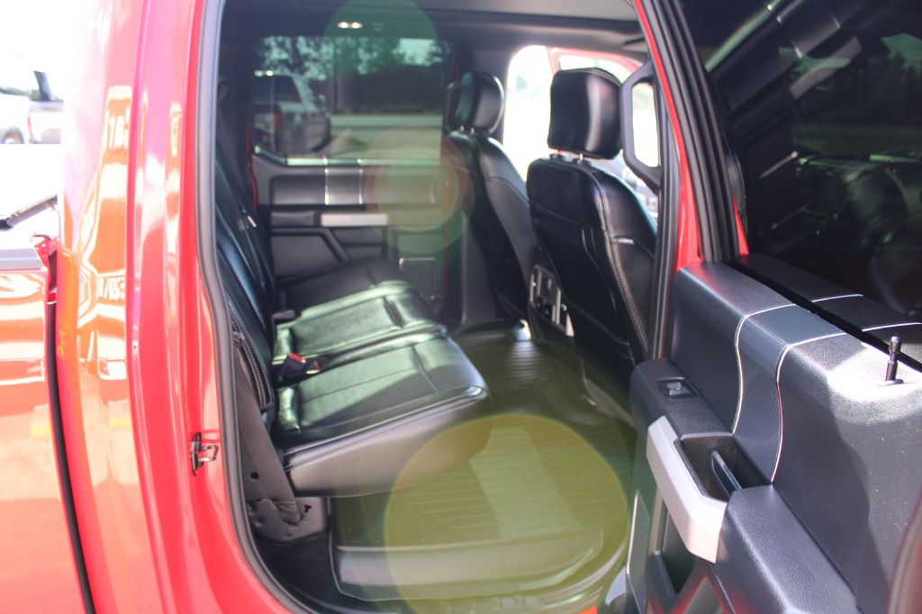 2018 Ford F-150 Lariat - Photo 11