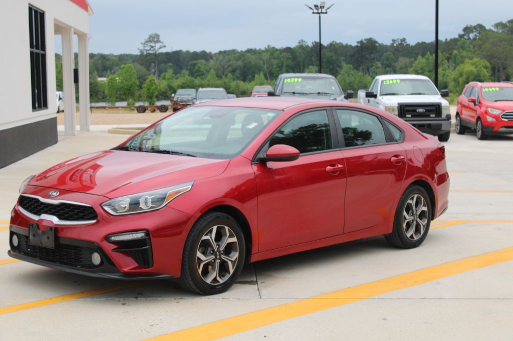 2019 Kia Forte LXS AT's photo