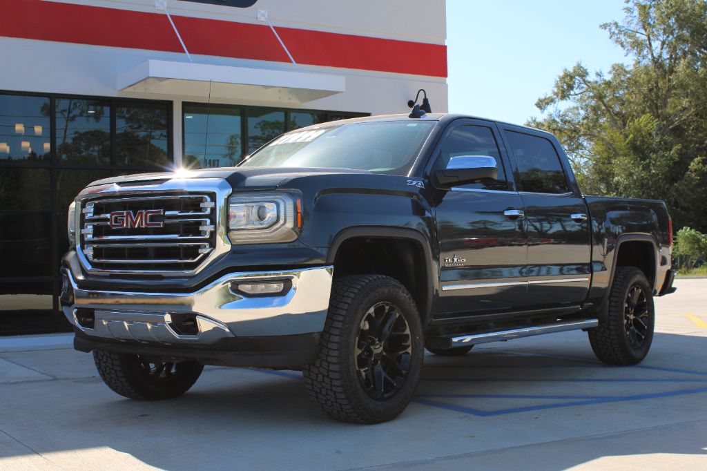 2018 GMC Sierra 1500 SLT's photo