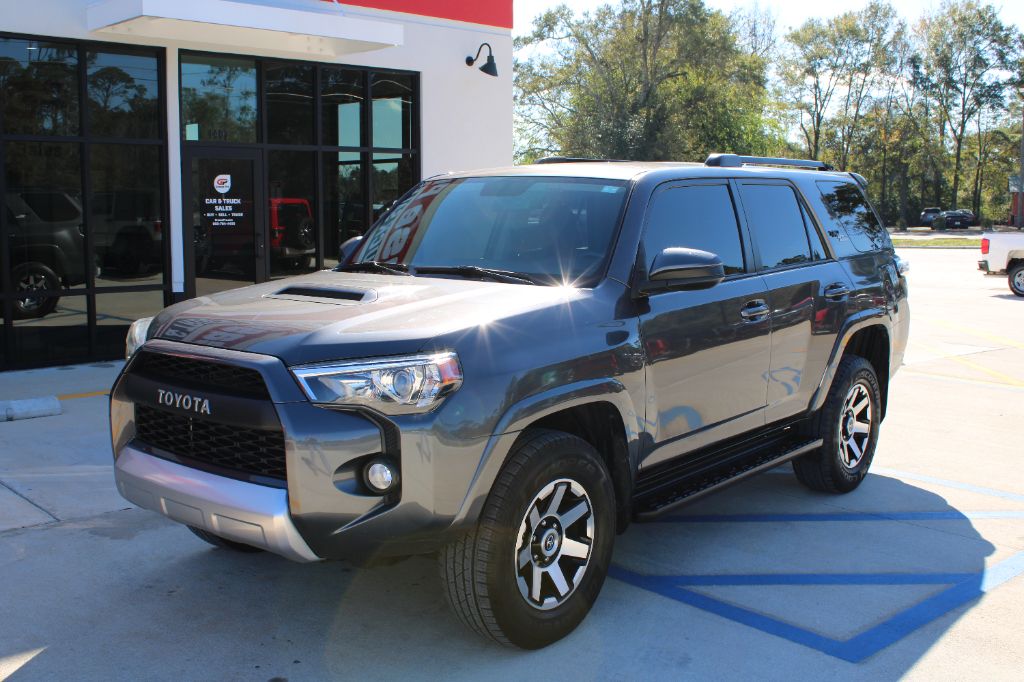 2019 Toyota 4Runner TRD Off-Road's photo