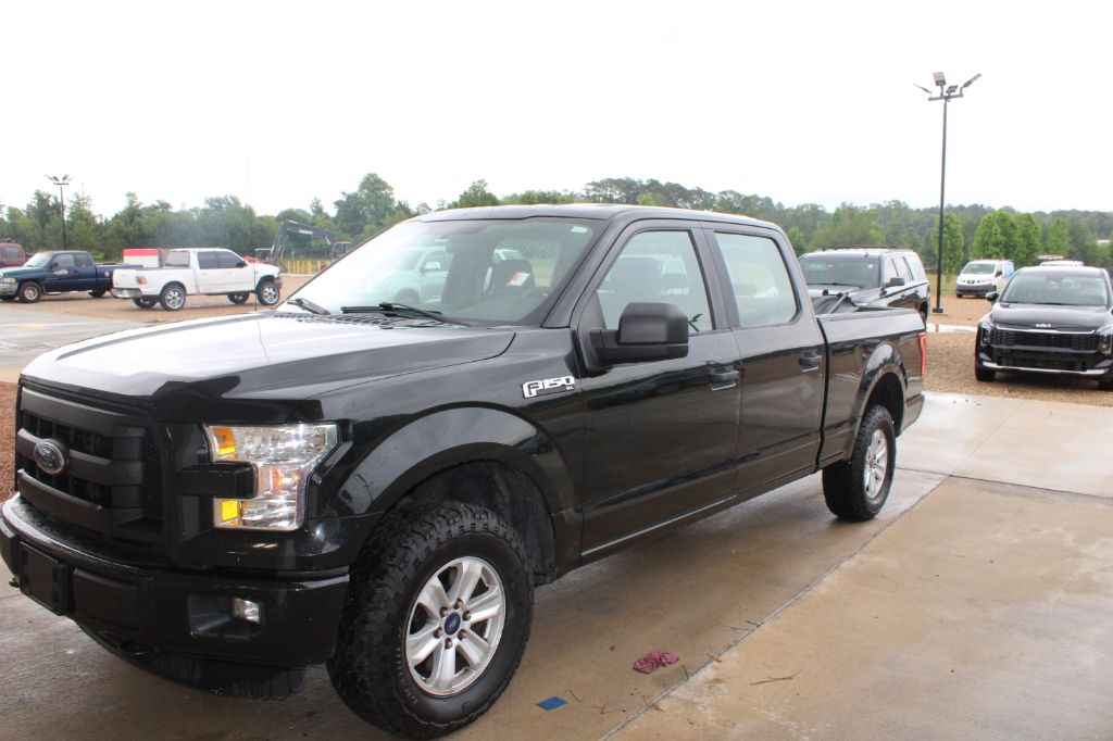 2015 Ford F-150 XL 4x4 SuperCrew 145-in's photo