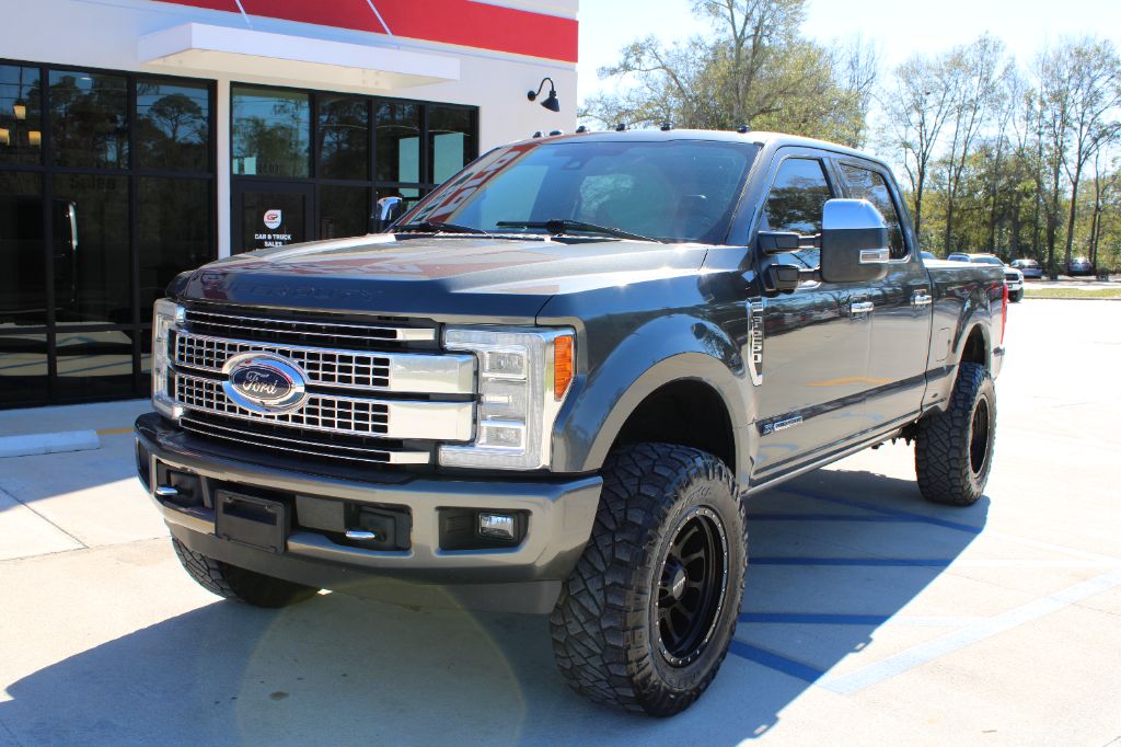 2017 Ford F-250 Platinum 4x4 Crew Cab 8' Box's photo
